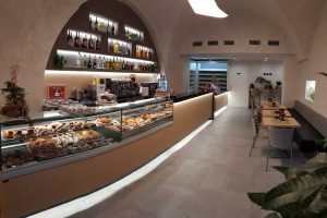 Progettazione e modellazione locali commerciali Green Bar Giarre per layout.